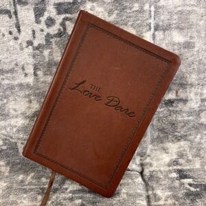 B&H Publishing The Love Dare Devotional Book Brown Leatherette Marriage Kendrick